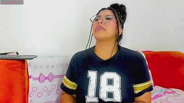 Chatroom XXX en direct de moana_taylor