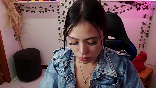 lola_star_01n Live XXX chat