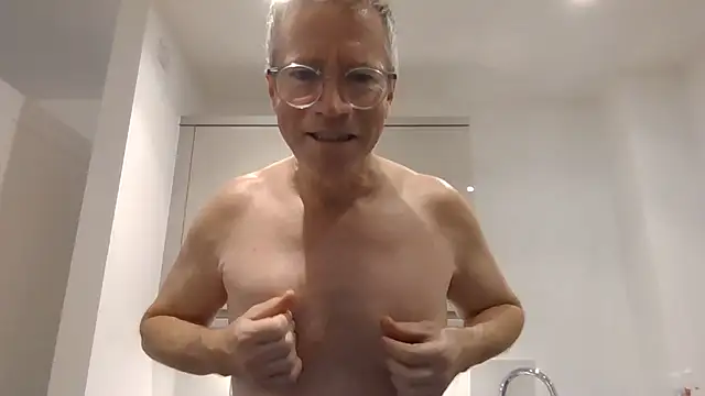 SinfulPulse69 élő XXX-chatje