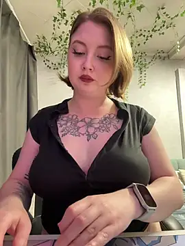 Živý XXX chat EmmySuiyugh