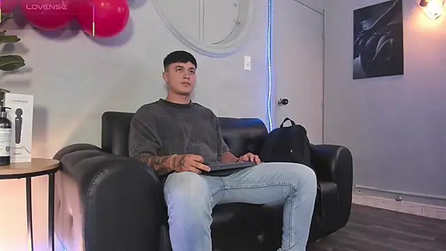 Živý XXX chat Cristopher_strong