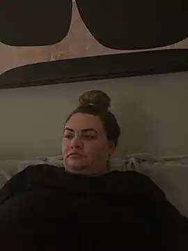 HeyBABYGIRL XXX чат на живо