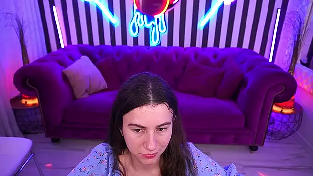 Chat XXX en directo de LittleJulii