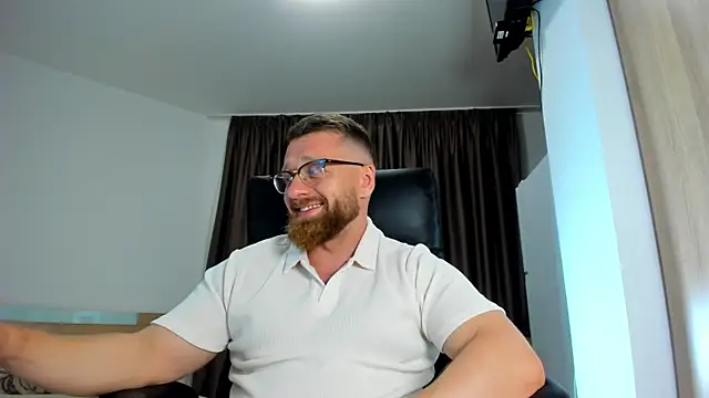 XXX chat uživo modela Findom_guy