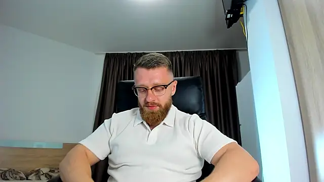 Онлайн чат XXX Findom_guy