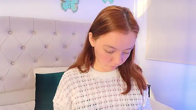 Chat XXX en directo de MiccaMadison