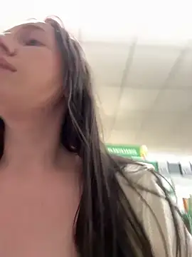XXX chat uživo modela DoloresXO