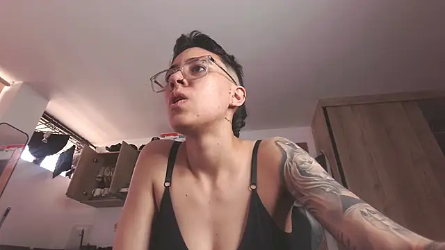Cutie_Shy_ 라이브 XXX 채팅