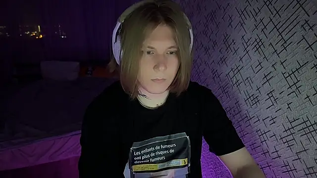 Hirtay live XXX chat