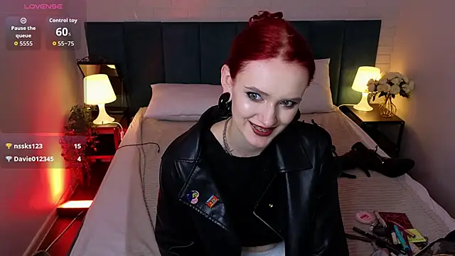 CrimsonMarquise 라이브 XXX 채팅