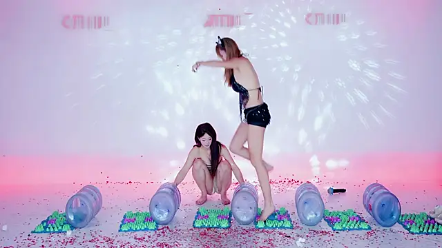 ZNZ-101のライブXXXチャット