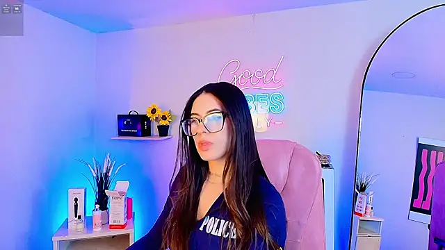 Alice_Vixen Obrolan Langsung XXX