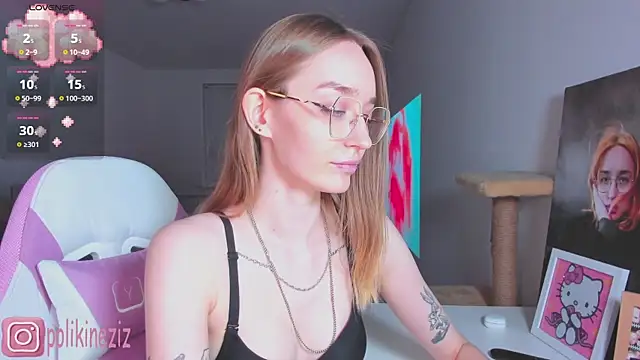 MoonDustn Live XXX chat