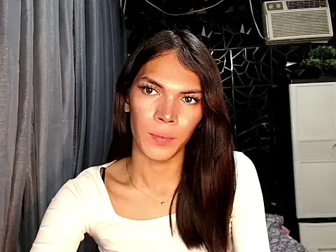 GORGEOUS_CARMEE Chat XXX live