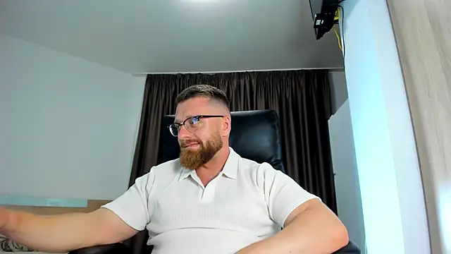 Findom_guy 现场XXX聊天