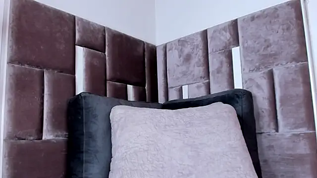 دردشة Nia_Bunny الجنسية المباشرة