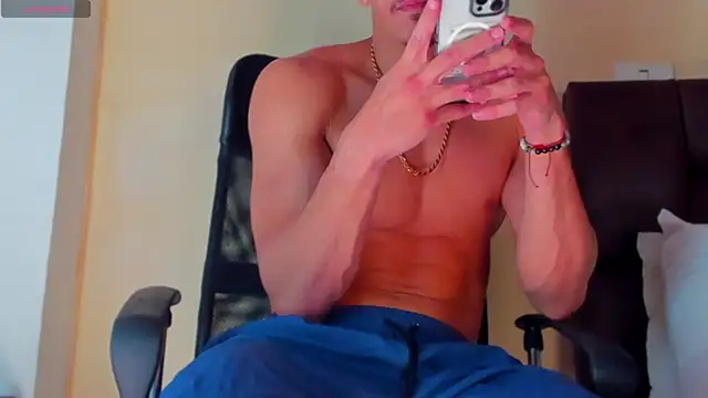 Chat XXX ao vivo de MikeRoss7777