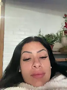 belababyy Adlı Modelin Canlı XXX Sohbeti