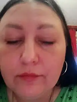 XXX chat uživo modela Rini333