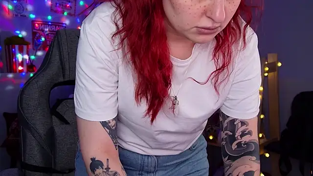 Lana__May 即時 XXX 聊天