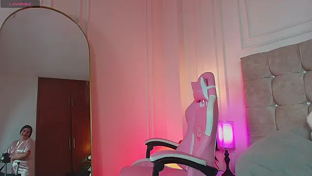 SophieBuitrago's Live XXX Chat