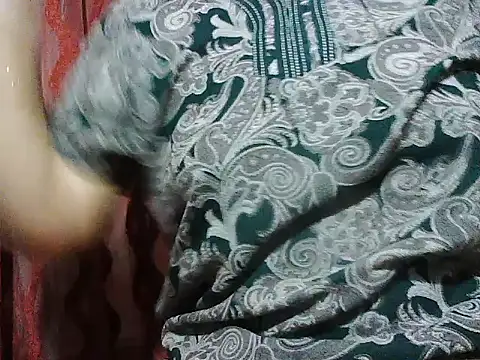 Chat XXX ao vivo de RukminiNew
