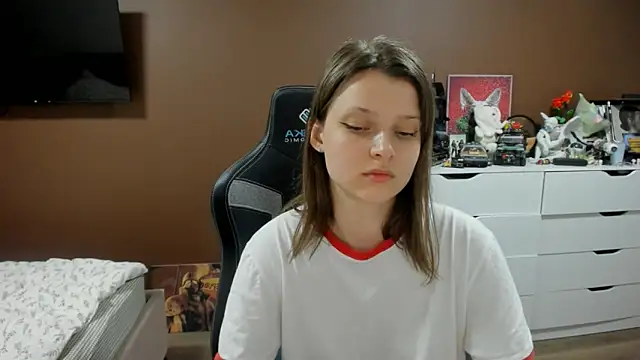 SoniNesti 라이브 XXX 채팅