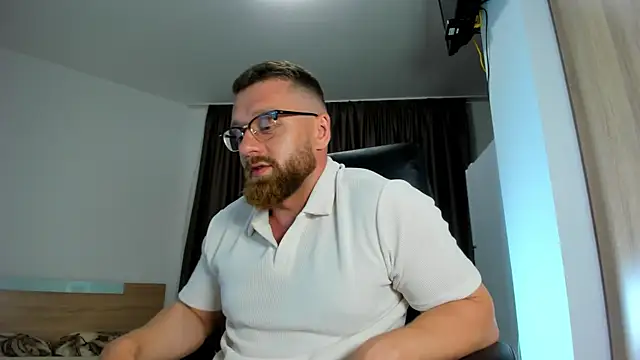 Findom_guy – Naživo XXX chat