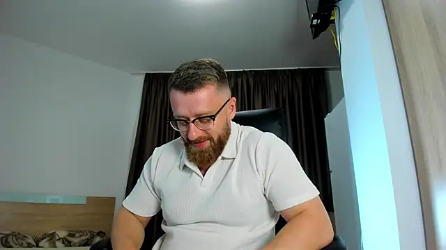 Онлайн чат XXX Findom_guy
