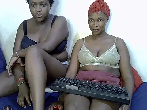Sierra_queen élő XXX-chatje