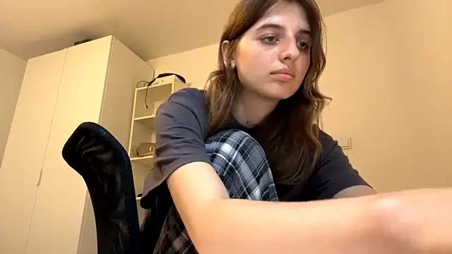 צ'אט XXX בשידור חי של ActaedCottage