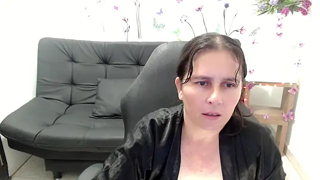 Chat XXX en directo de victoria_jones