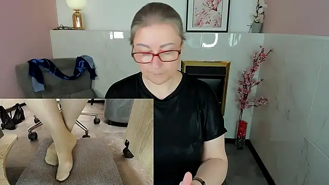 Alexandra_Kind: απευθείας συνομιλία ΧΧΧ