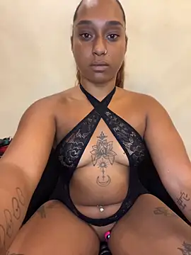 Czat XXX na żywo – TheBlackRose_FR