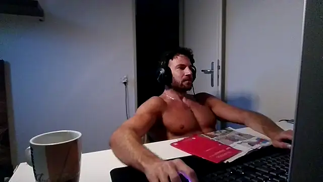 alpha-hunk Live XXX-Chat