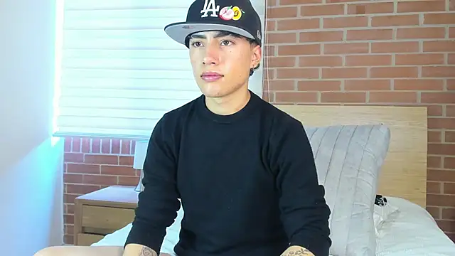 ThiagoDV Live XXX Chat
