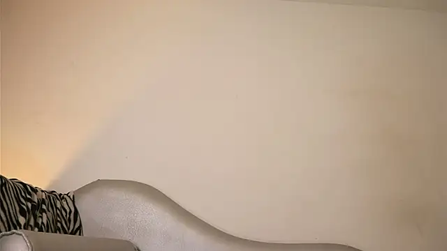 Velvet_Raze লাইভ XXX চ্যাট