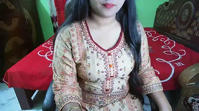 BengaliQueenStar's Live XXX Chat