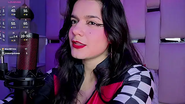 Chat +18 de ValerieKay_ ao vivo