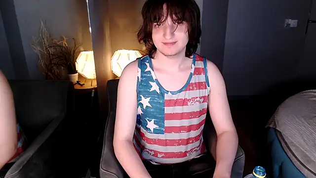 Show modela delalex na web-kameri