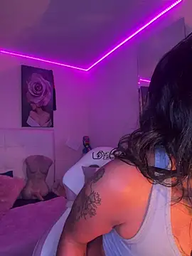SamathaMay Adlı Modelin Canlı XXX Sohbeti