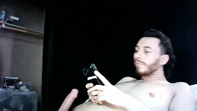 Mikecloudyhawk's Live XXX Chat