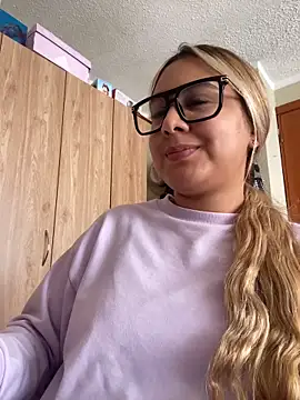 Miabonnett_'s Live XXX Chat