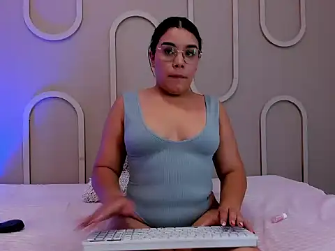 IsabellaGarciaa's Live XXX Chat