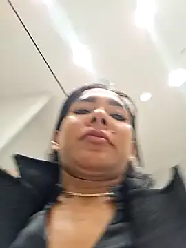 צ'אט XXX בשידור חי של Doll_Loren
