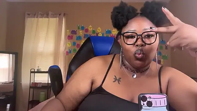 Chocolatebunnyxx96's Live XXX Chat