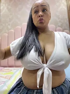 sofia_xxx02's Live XXX Chat