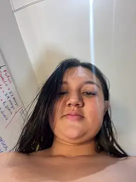 Chat +18 de luna_bradley_ ao vivo