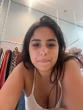 onMelan's Live XXX Chat