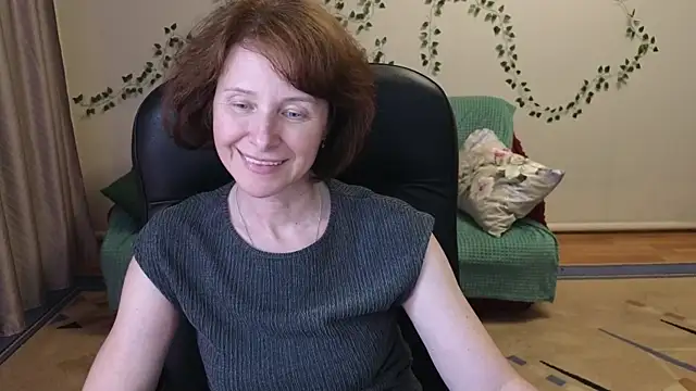 Chat +18 de Lia_Tito ao vivo
